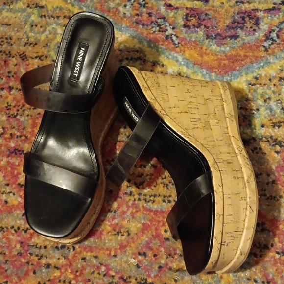Nine West Rapp Platform Sandal - Picture 2 of 5